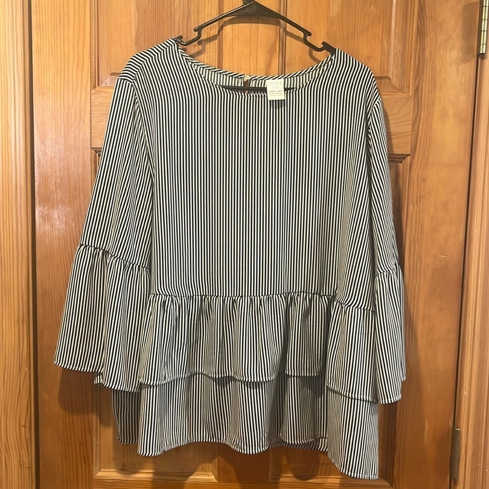 Time and tru blue / white striped ruff blouse size XXXL(22).